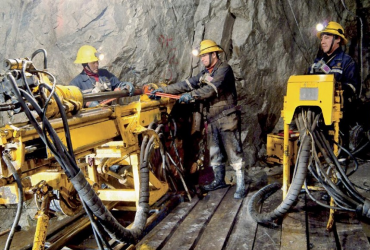 Industria Minera<br>• Calibración de medidores de flujo tipo magnético, ultrasónico, Coriolis, vortex, etc.<br>• Venta, instalación y calibración de equipo para medición de variables de influencia, tales transmisores de presión, densidad, temperatura y flujo. Industria Minera<br>• Calibración de medidores de flujo tipo magnético, ultrasónico, Coriolis, vortex, etc.<br>• Venta, instalación y calibración de equipo para medición de variables de influencia, tales transmisores de presión, densidad, temperatura y flujo.