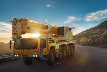 Demag - AC 130-5 GRÚAS TODO TERRENO AC<br><br>Capacidad nominal de elevación, t (toneladas EE. UU.):<br>130 (140)<br>Máx. longitud de pluma principal, m (pies) :<br>60 (197)<br>Máx. extension de pluma, m (pies) :<br>86,5 (284) Demag - AC 130-5 GRÚAS TODO TERRENO AC<br><br>Capacidad nominal de elevación, t (toneladas EE. UU.):<br>130 (140)<br>Máx. longitud de pluma principal, m (pies) :<br>60 (197)<br>Máx. extension de pluma, m (pies) :<br>86,5 (284)